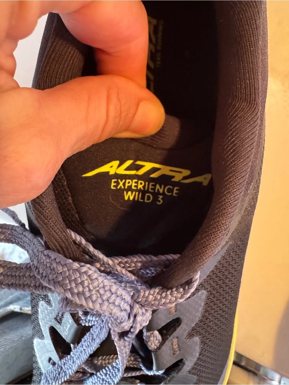 Altra Experience Wild 3 Women’s Trail Running Shoes Size 10 Black Purple Yellow